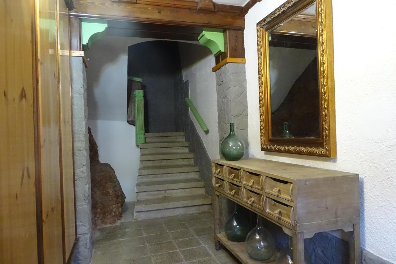 Apartamento A Los Pies Del Rio Ebro Miravet Eksteriør billede