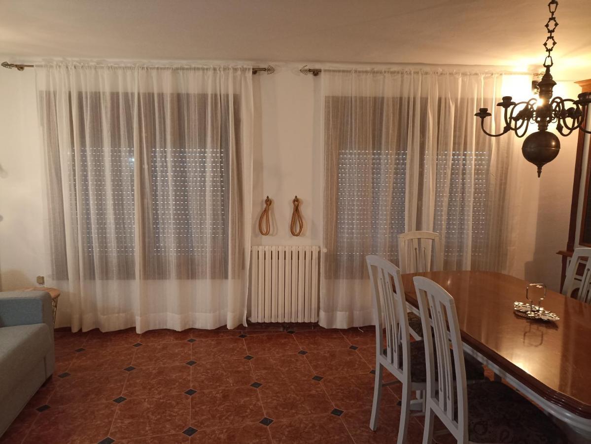 Apartamento A Los Pies Del Rio Ebro Miravet Eksteriør billede